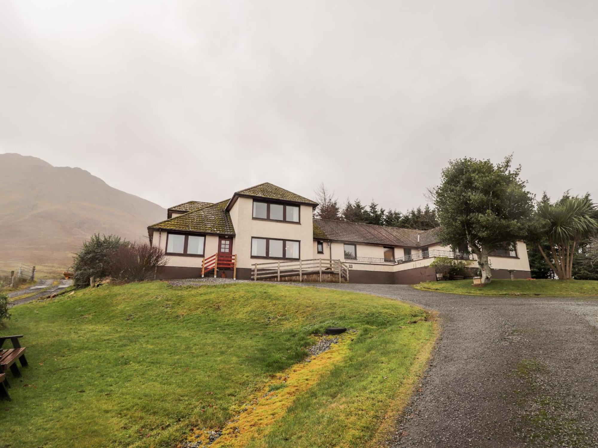 Mackenzies Peak Villa Sconser Eksteriør bilde